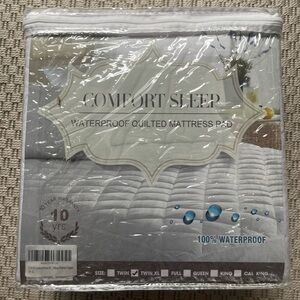 Comfort Sleep Waterproof Quilted Mattress Pad - White